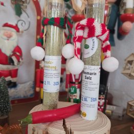 Kräutersalz würzig-pikant 48 g mit Schal und Mütze für Weihnachten